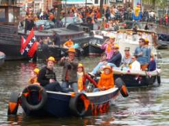 Koninginnedag, tra i canali