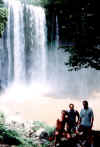 Misol-Ha, Chiapas, 1998, Michele Dino e Luca.jpg (53517 byte)