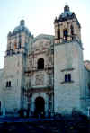Oaxaca, Santo Domingo,1998.jpg (77563 byte)