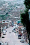 San Cristobal de Las Casas dall'alto, 1998.jpg (82901 byte)