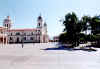 Granada, Parque Central y Catedral.jpg (317672 byte)
