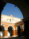 arequipa-monastero santa catalina 03.jpg (32444 byte)