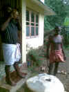 PICT8063b.jpg (169412 byte)