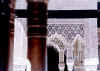 Granada, Alhambra, colonne e decorazioni, 20-08-02.jpg (57420 byte)